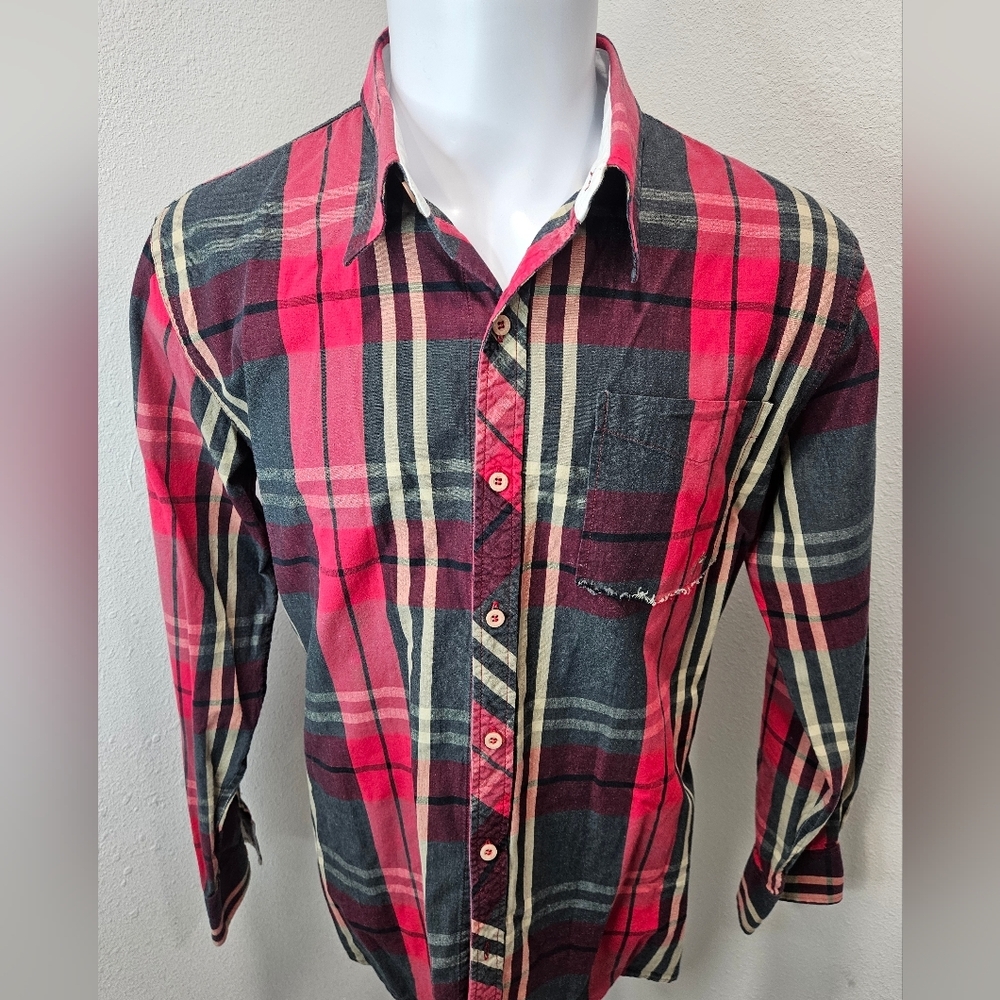 Rusty men's XL button longsleeve